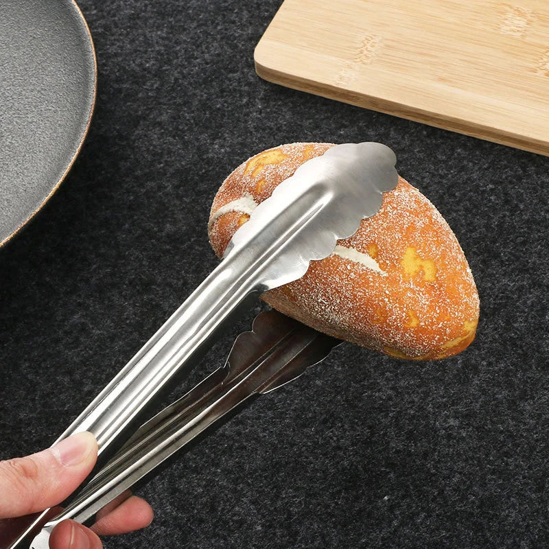 Stainless steel grill tongs – your stylish all-rounder for the fire