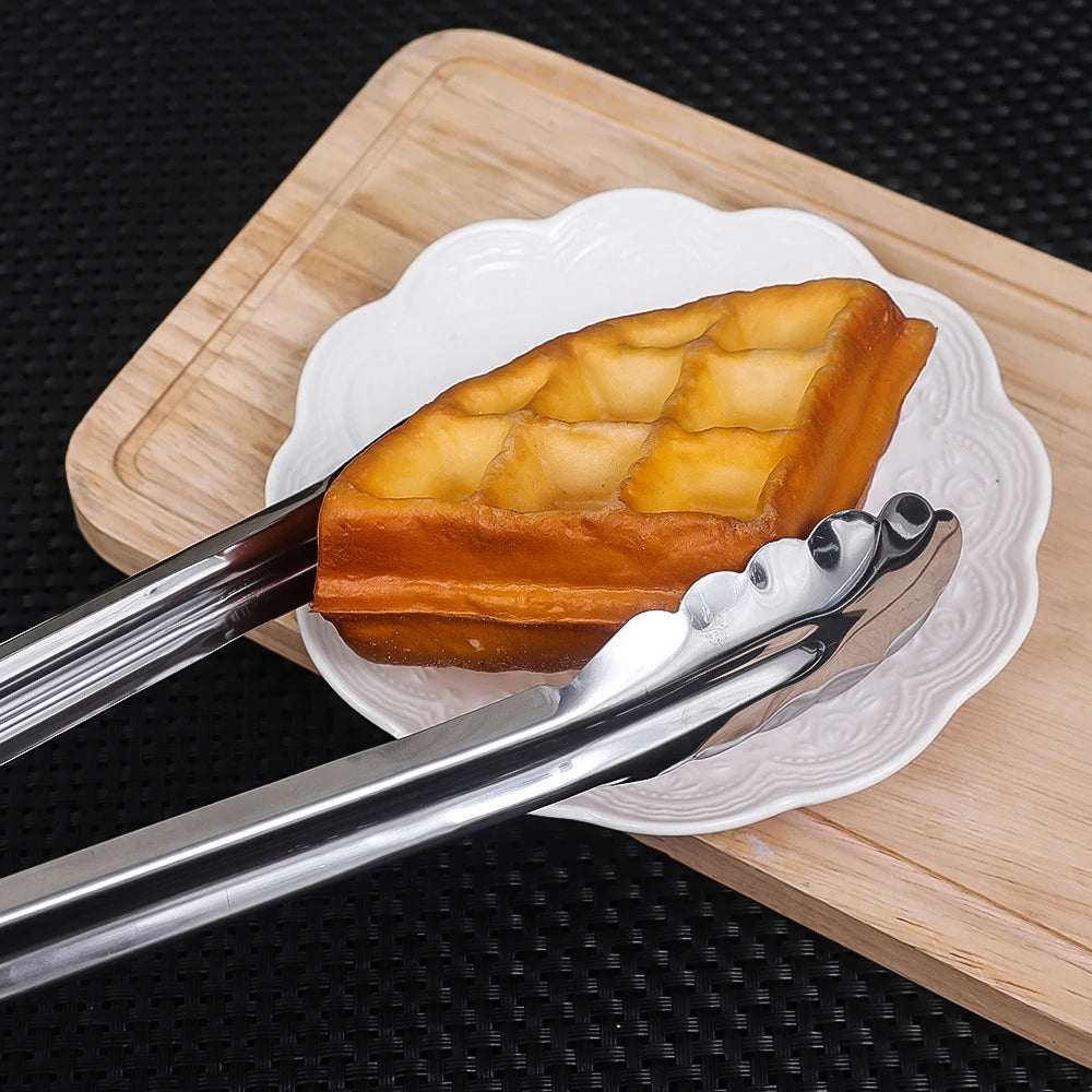 Stainless steel grill tongs – your stylish all-rounder for the fire