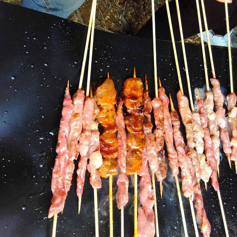Reusable non-stick grill mat – Grill cleanly like a pro