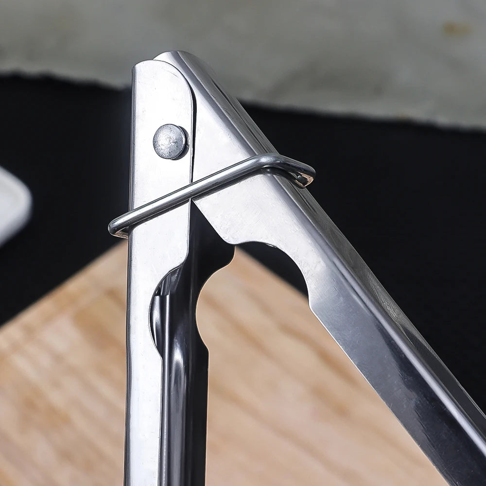 Stainless steel grill tongs – your stylish all-rounder for the fire